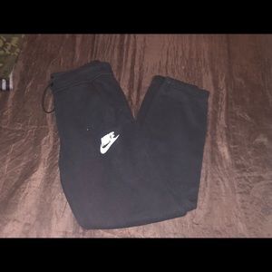 NIKE Sweatpants